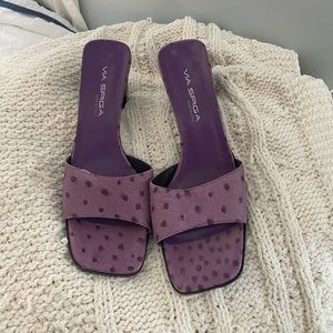 Via spiga purple heel